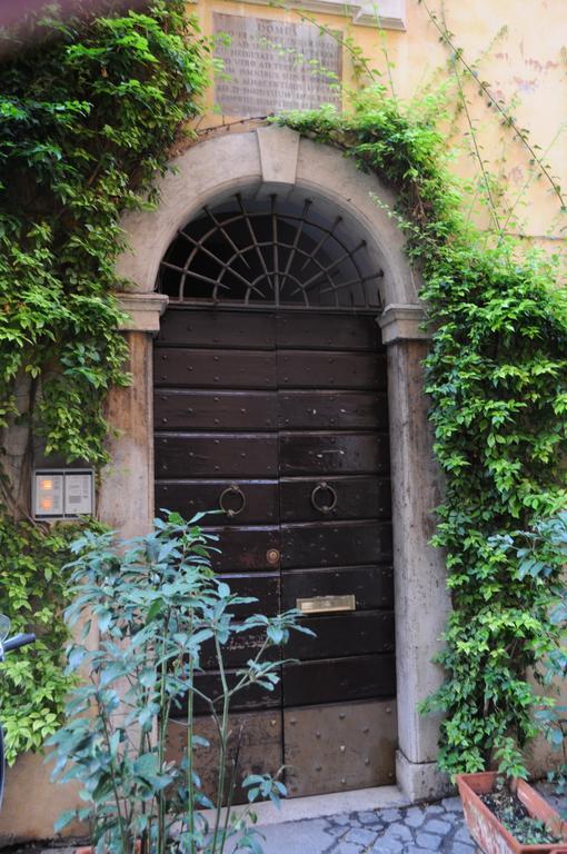 Colosseum Townhouse Apartment *